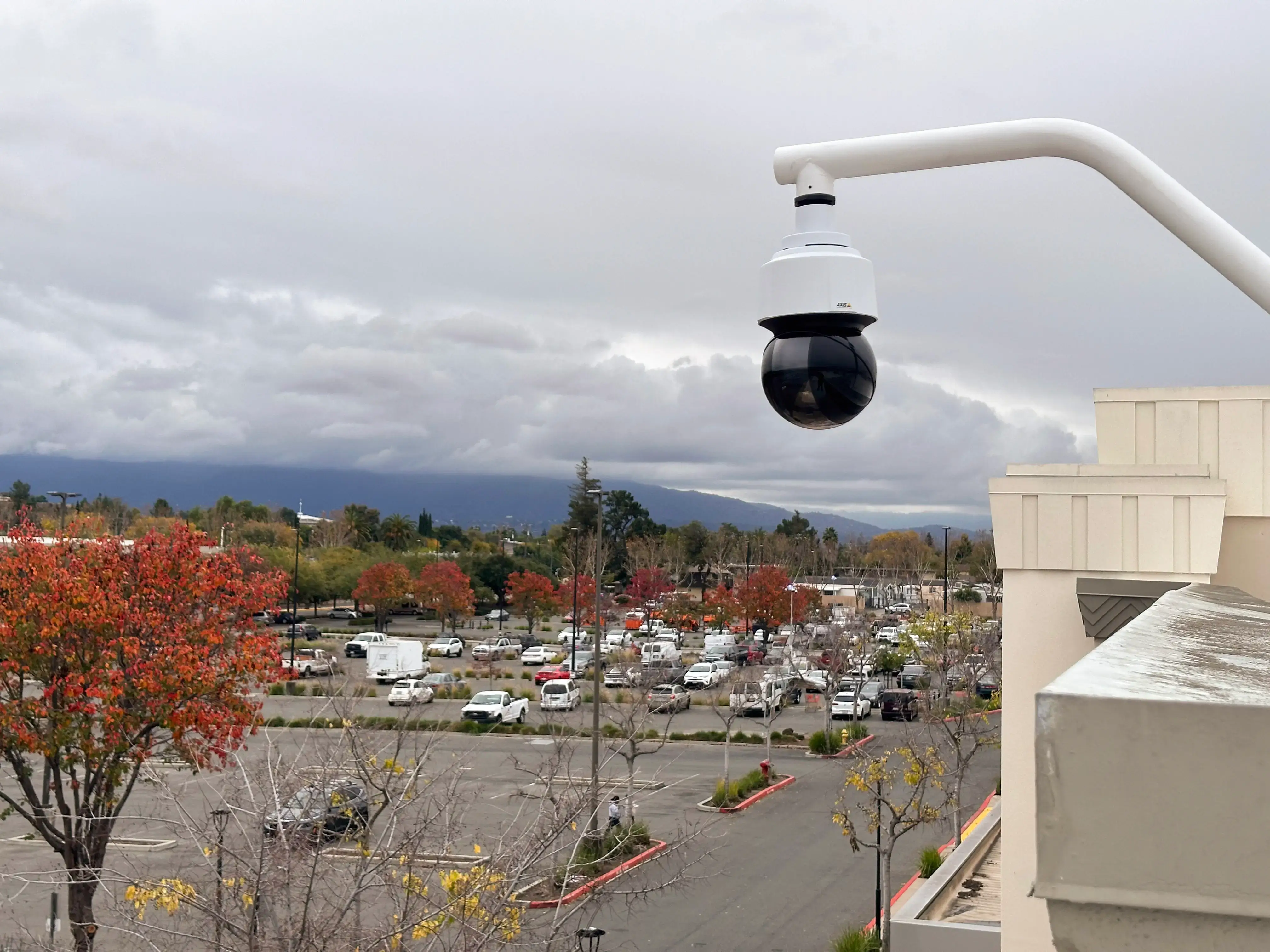 Peninsula Shopping Center Surveillance - Proava Tech Peninsula shopping center surveillance and LPR camera installation by Proava Tech - AXIS IP cameras, multi-building network photo 4